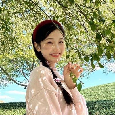府上娶了个锦鲤新娘